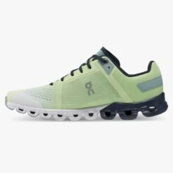 'On Running' Women's Cloudflow - Meadow / White -Shoes Boot Store 35.98685 cloudflow fw22 meadow white w g4 1024x1024@2x